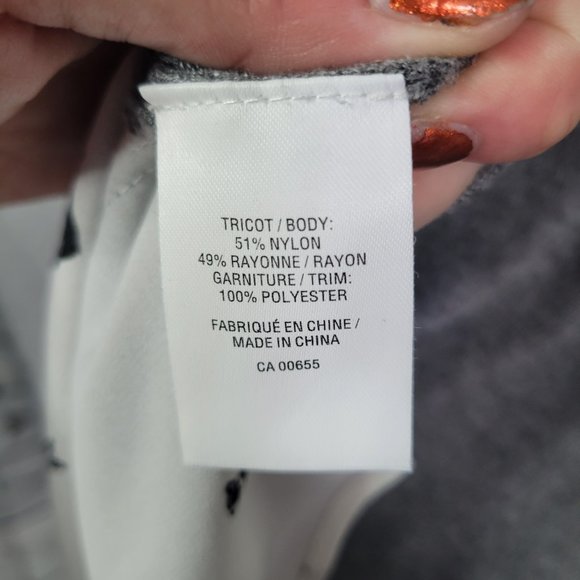 Cute Reitmans sweater dress with dog pattern - Picture 5 of 7